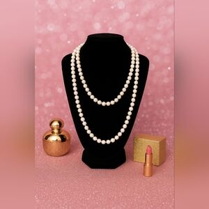 Elegant Pearl Necklace